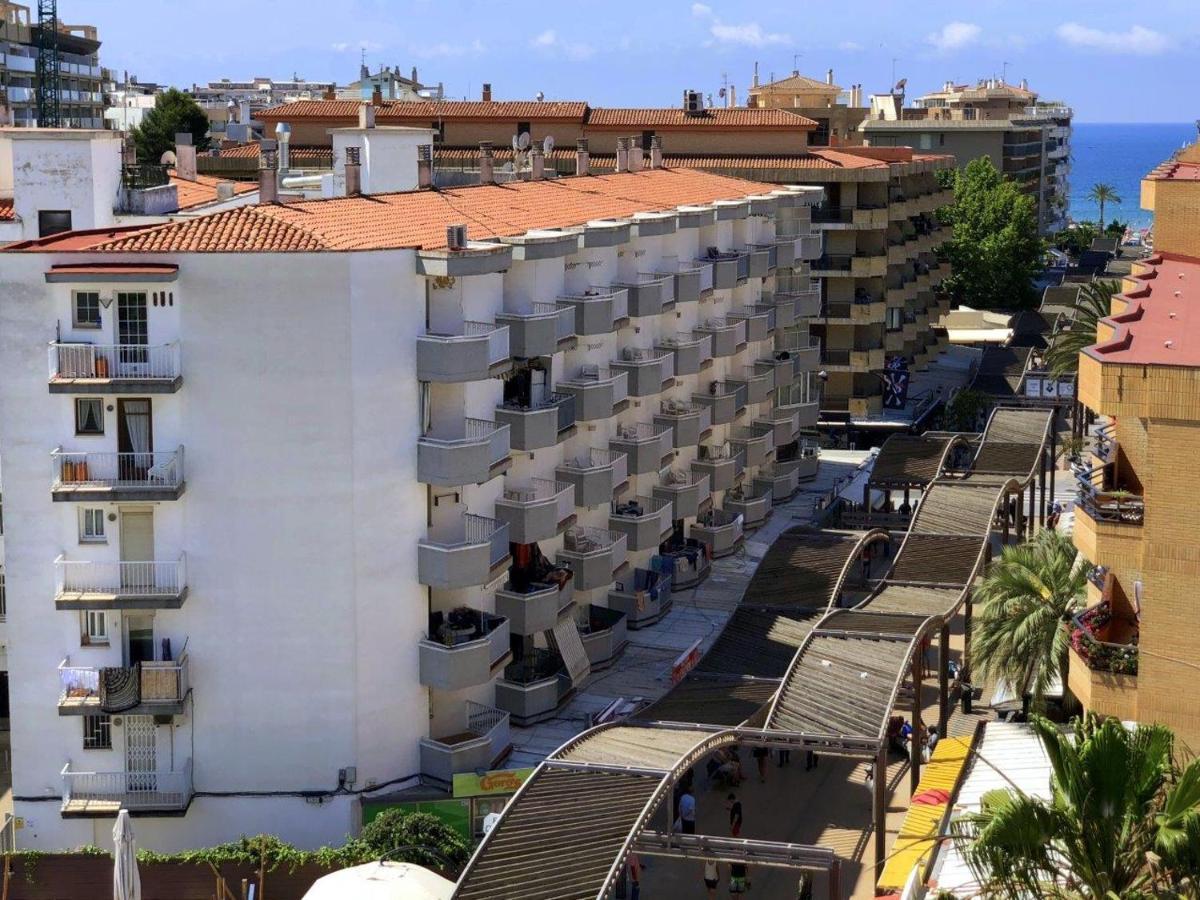 Apartamentos Bahia Dorada Y Iris Salou Exteriör bild